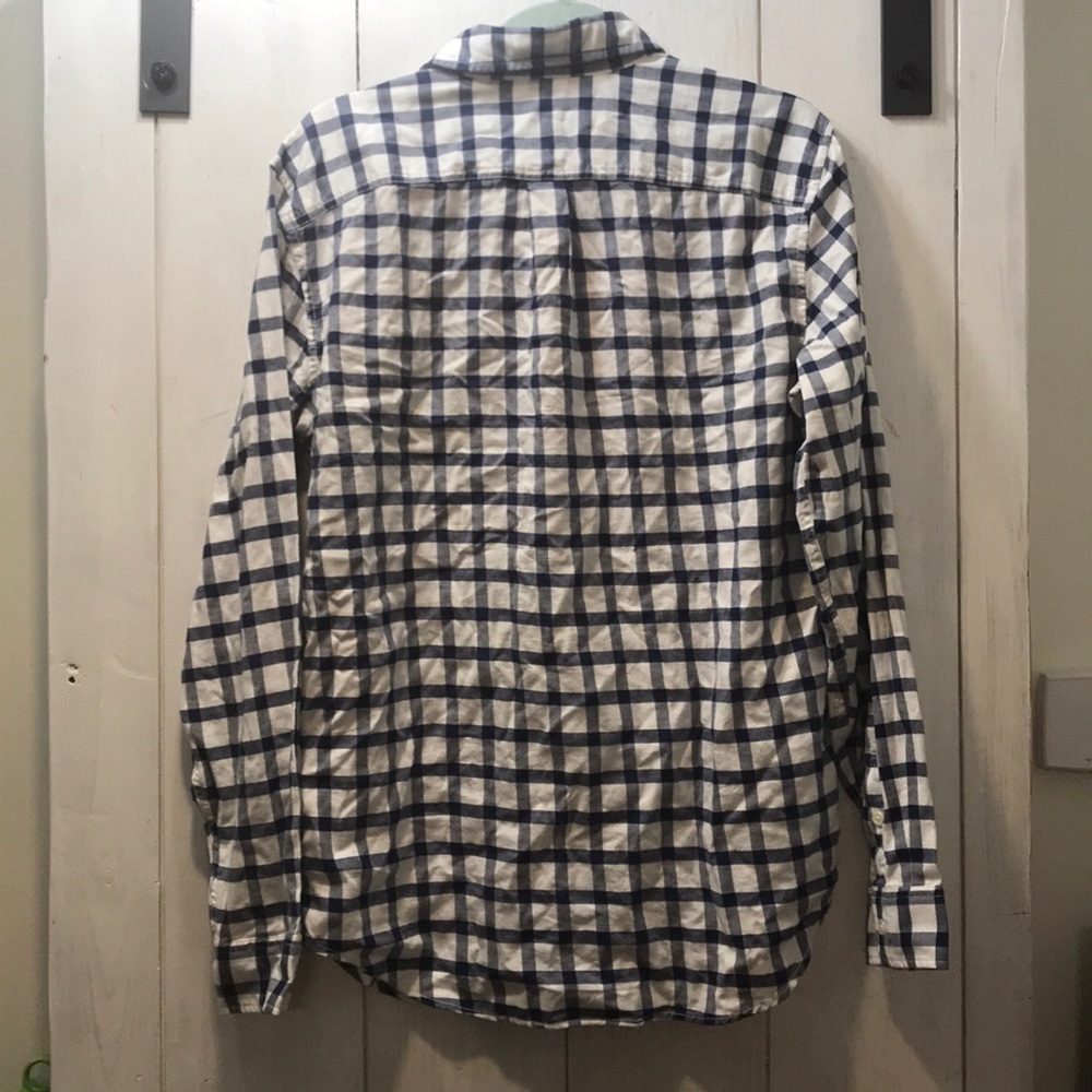 GAP button up - Picture 2 of 3